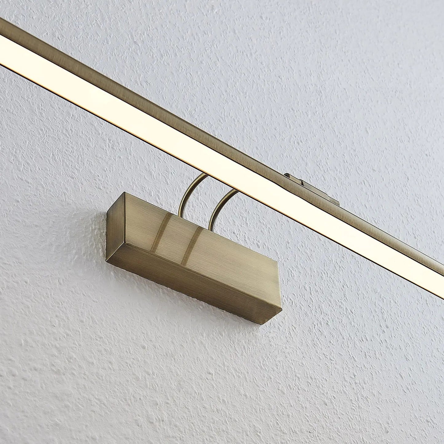 Mailine LED vaizdo šviestuvas su jungikliu, senovinis žalvaris