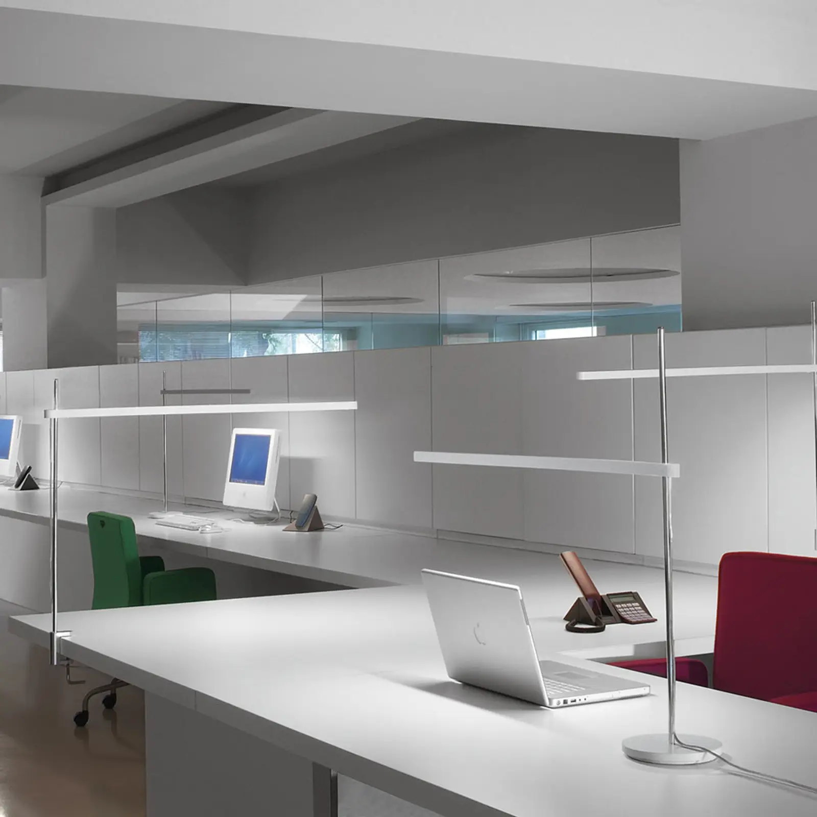 Artemide Talak Professional LED stalinė lempa balta