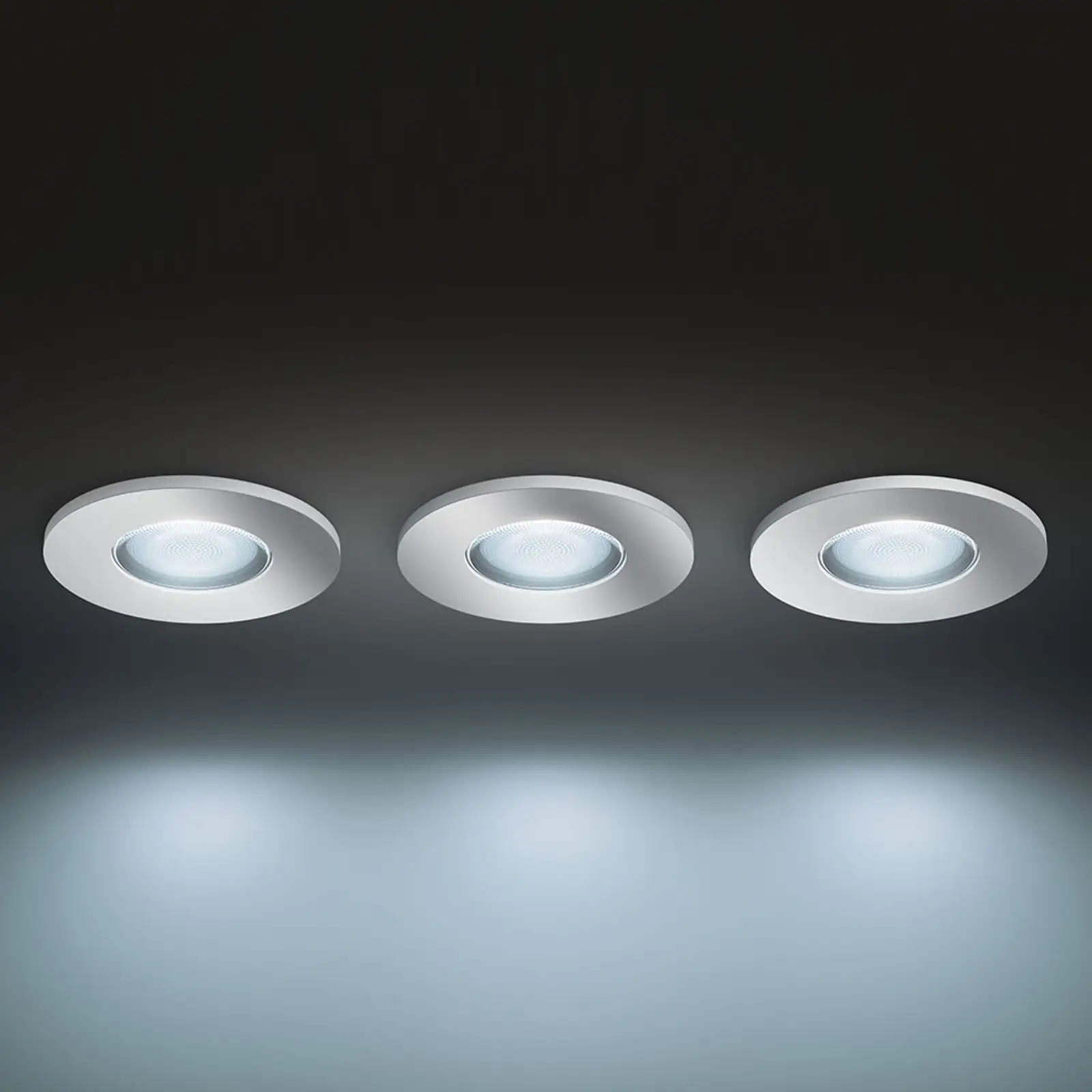 Philips Hue White ambiance Adore įleidžiamas chromas 5W IP44