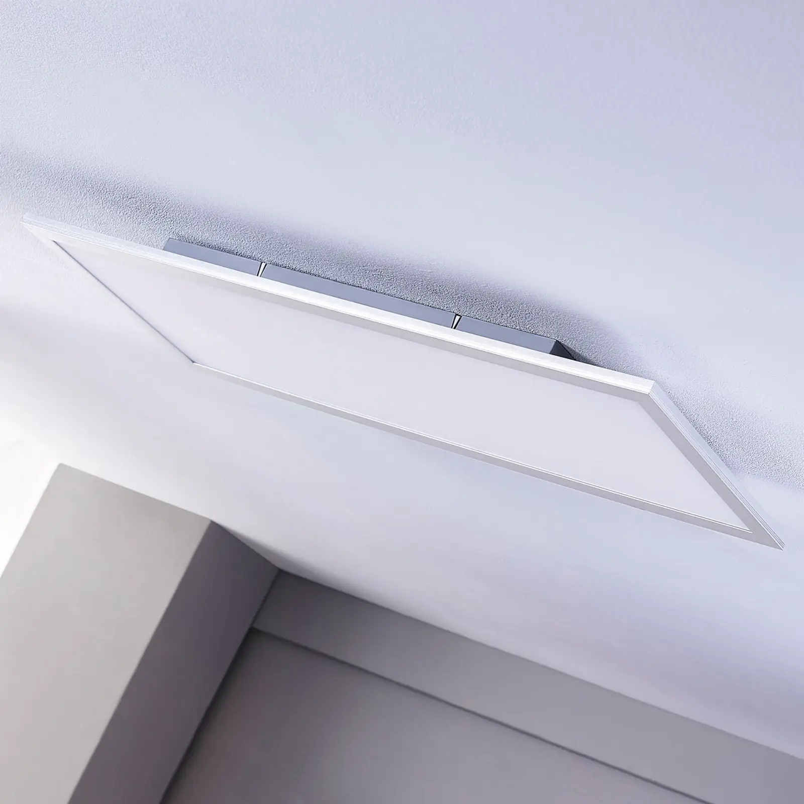 Lindby Livel LED skydelis, 4000K, 120cm x 30cm