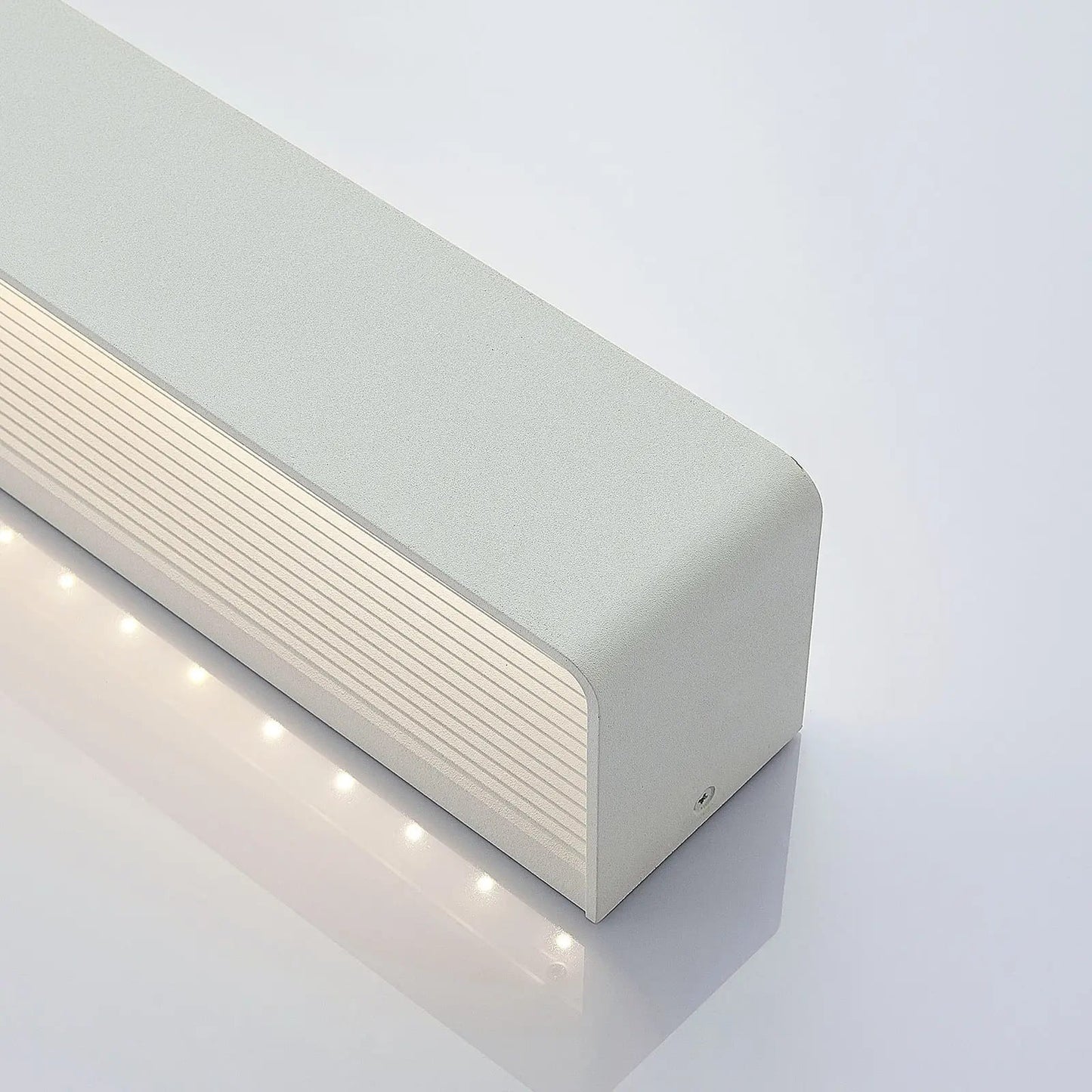 Lonisa LED sieninis šviestuvas, baltas, 53 cm