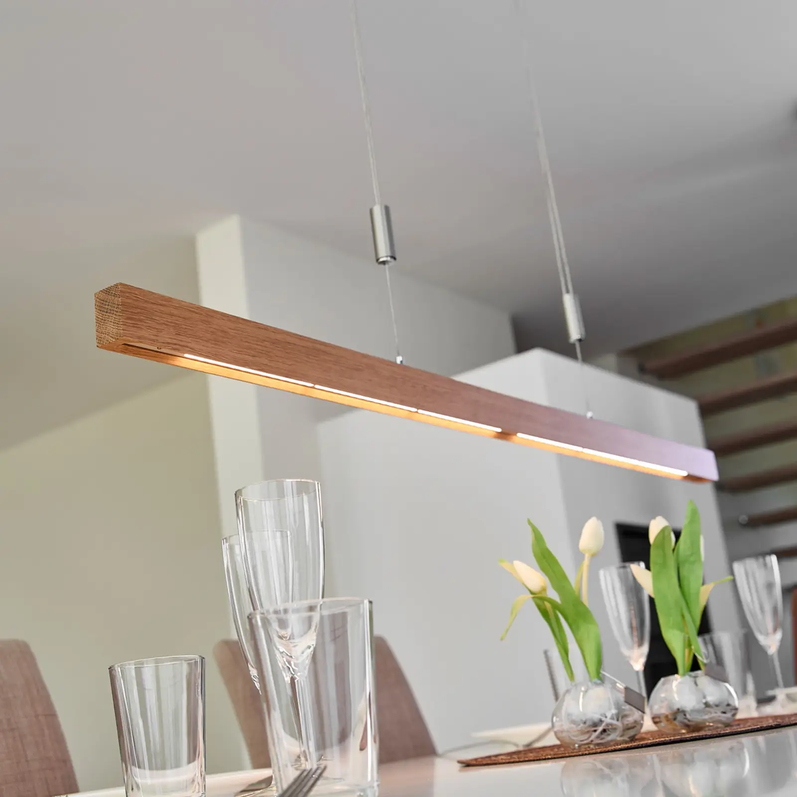 Rothfels Nora LED pakabinamas šviestuvas, natūralaus ąžuolo, 118 cm