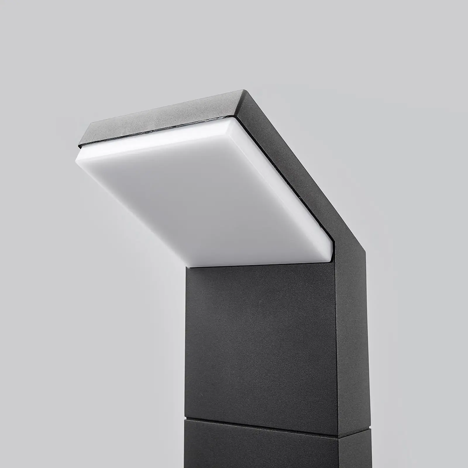 Yolena - grafito pilkos spalvos LED stulpelis, 100 cm