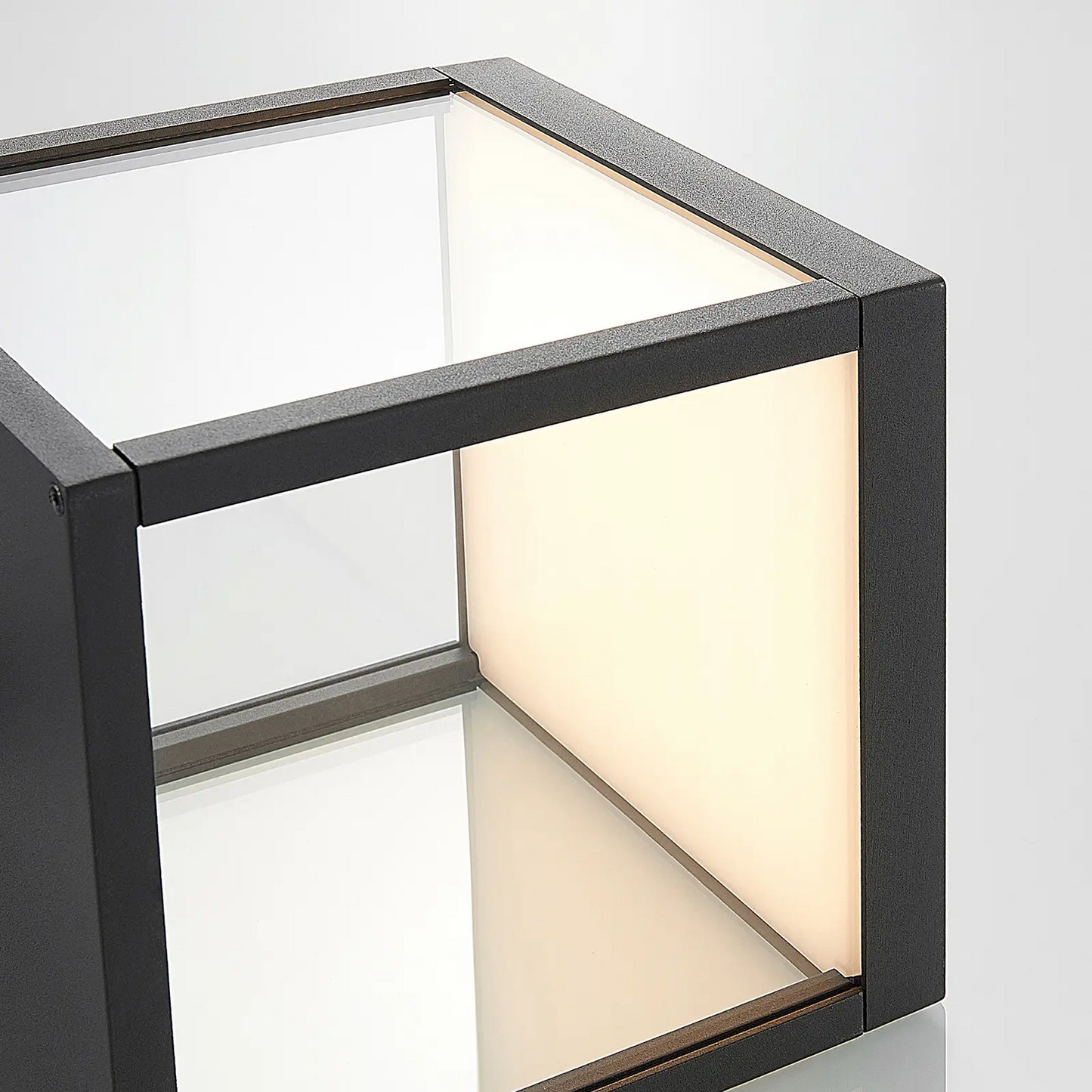 Cube LED lauko sieninis šviestuvas su stiklo gaubtu, grafitas