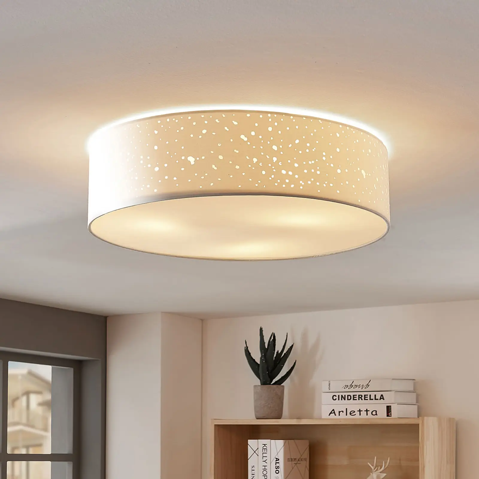 Lindby Smart LED lubų lempa Alwine, programėlė, tiesiogiai
