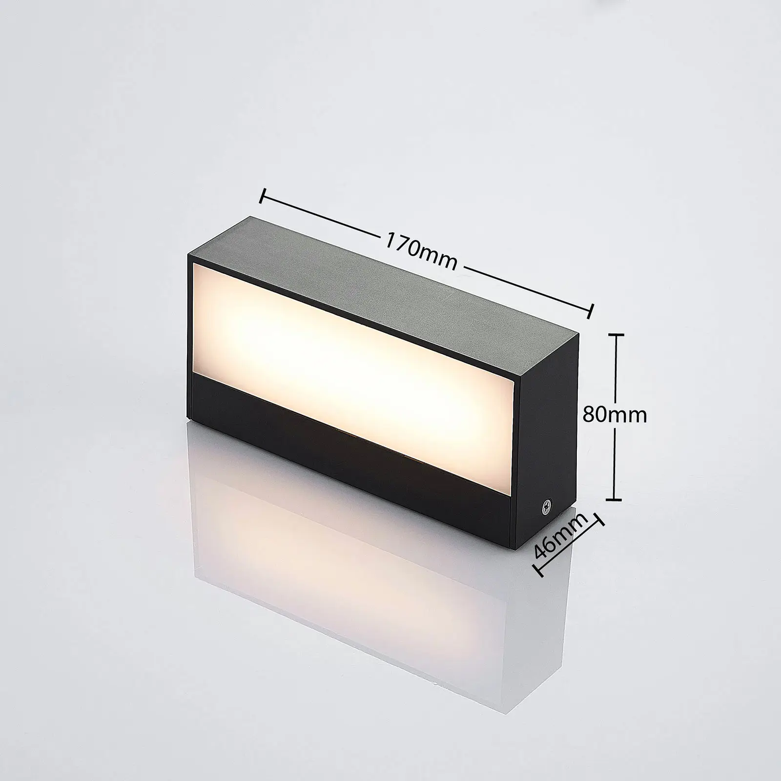 LED lauko sieninis šviestuvas Nienke, IP65, 17 cm