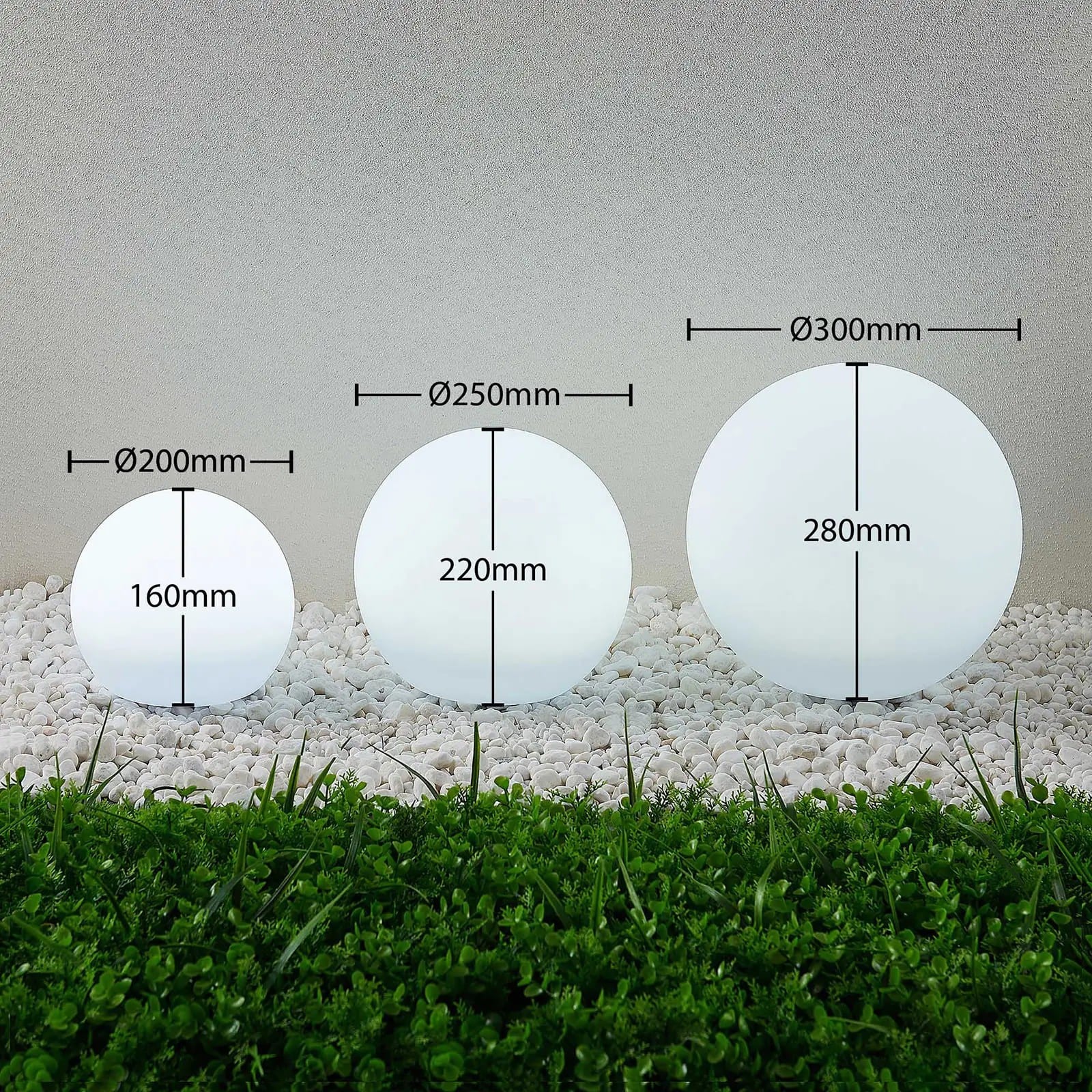 Lindby Lago LED saulės lempos RGBW, 3 rutuliukų rinkinys