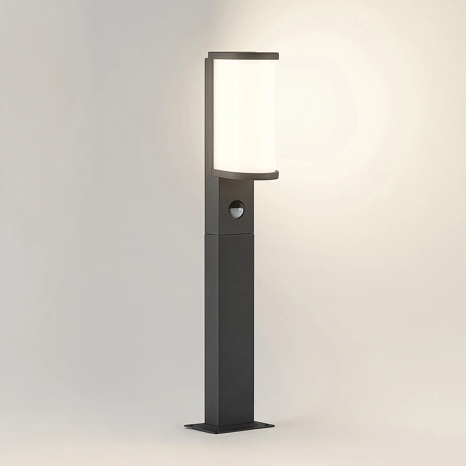 Lucande Jokum LED kelio šviestuvas IP54 60cm jutiklis